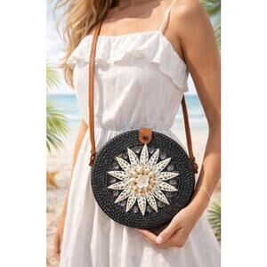 Boho Black Rattan Shell Crossbody Bag – Handmade Seashell Sunburst Design